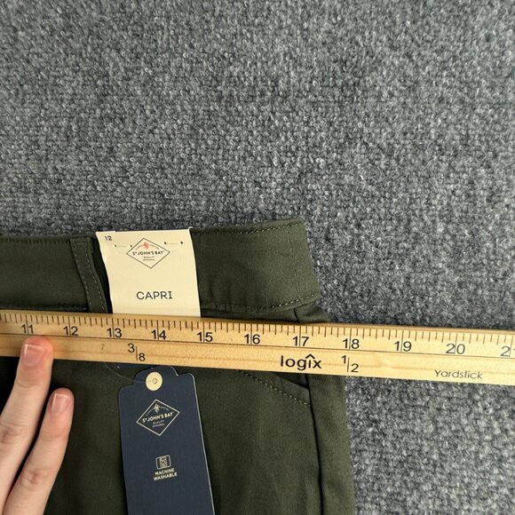 NWT St. Johns Bay Size 12 Mid Rise Capri Tummy Control Cotton Stretch ACTL 34X19 - Picture 12 of 14
